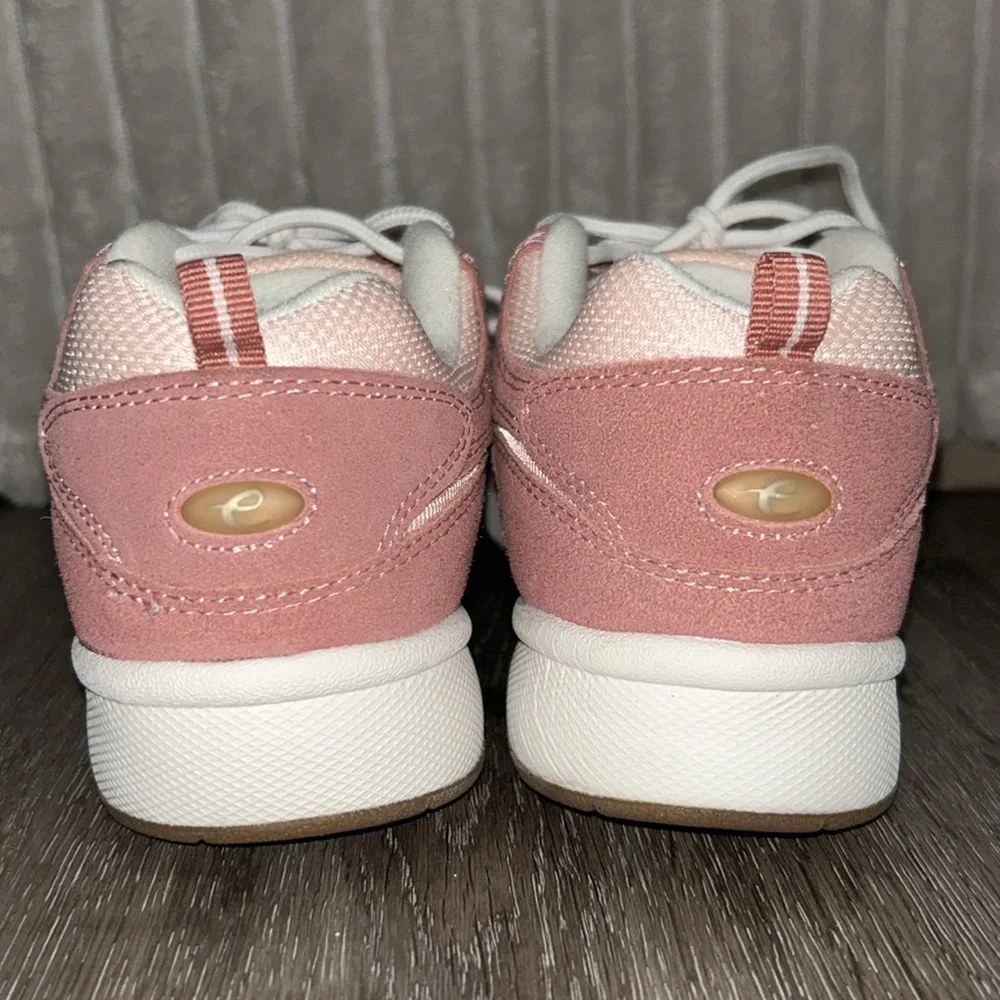 Easy Spirit Walk Run Sneakers - Picture 7 of 7